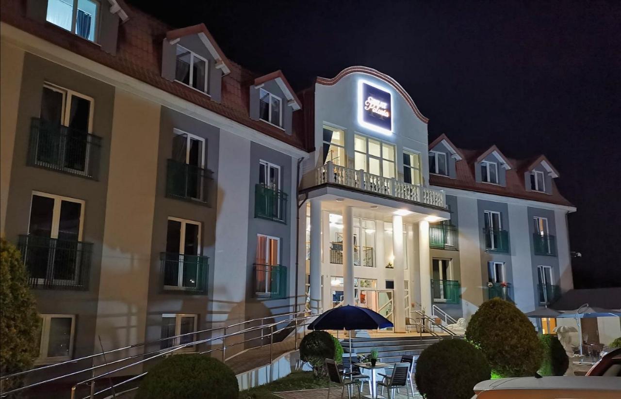 Great Polonia Ustka B&B 외부 사진