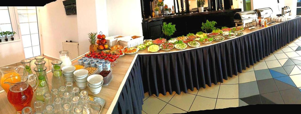 Great Polonia Ustka B&B 외부 사진
